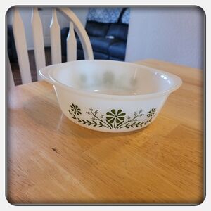 Vintage Green Floral Patterned Casserole Dish
